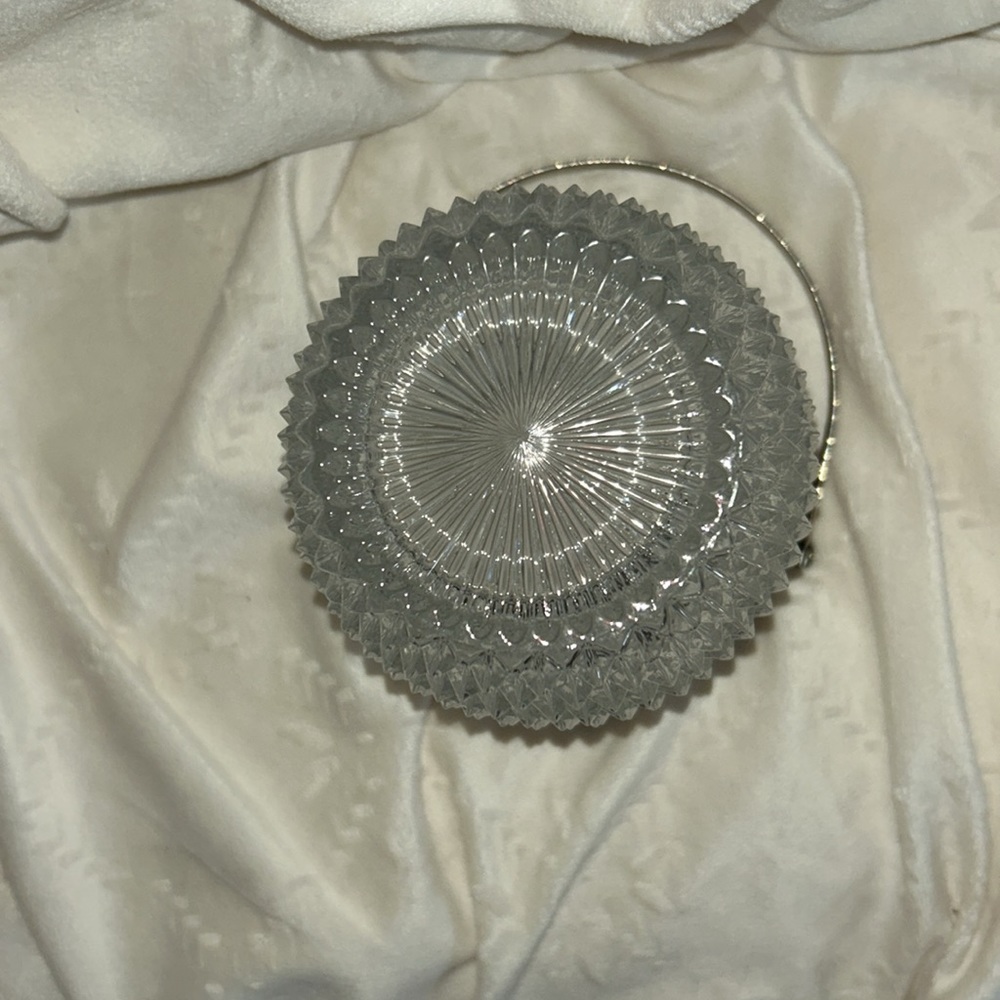 Indiana glass company diamond point ice bucket. Very beautiful - Picture 4 of 6